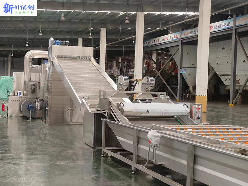 北京客戶訂購(gòu)我廠一套網(wǎng)帶式烘干機(jī)烘干工業(yè)品